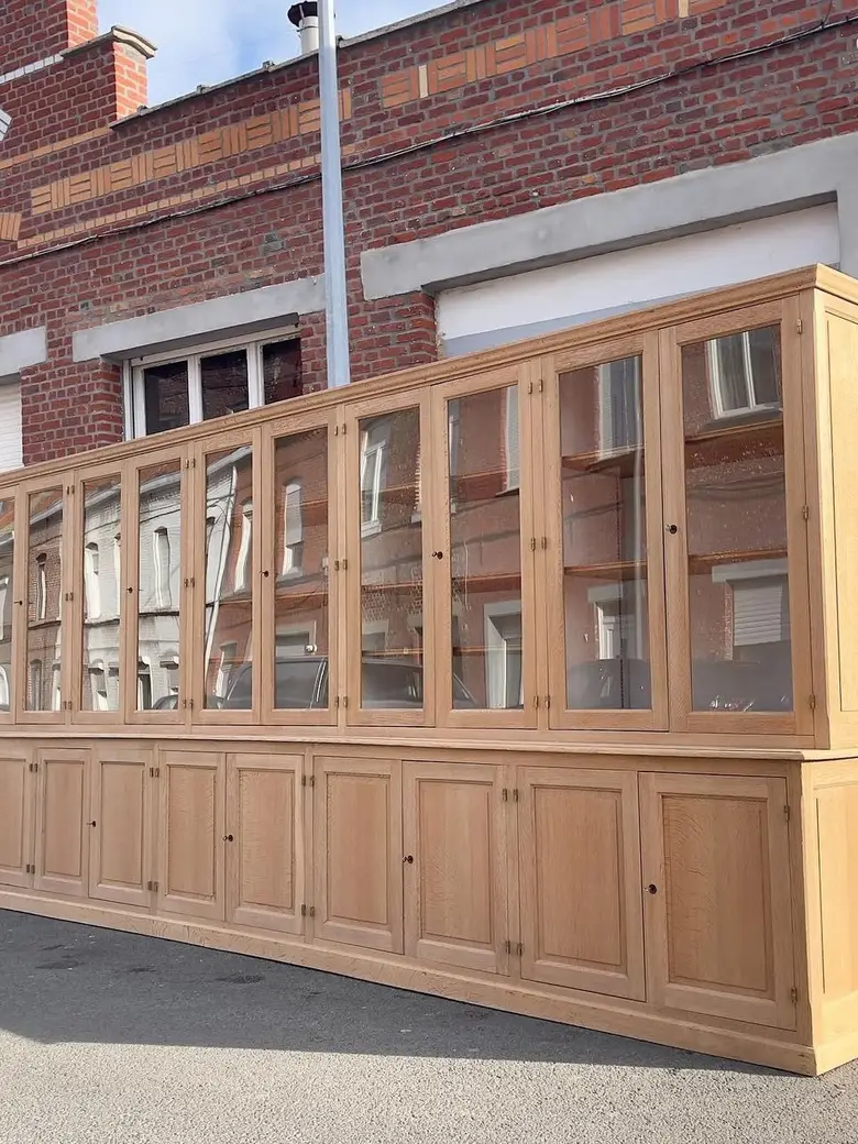 Immense bibliothèque d'école en chêne Années 50