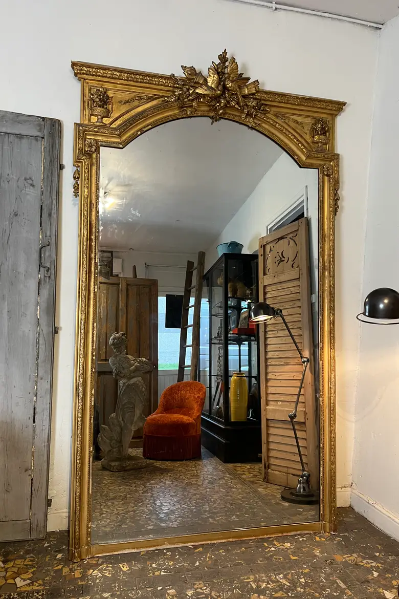 Immense miroir de château époque Louis XVI