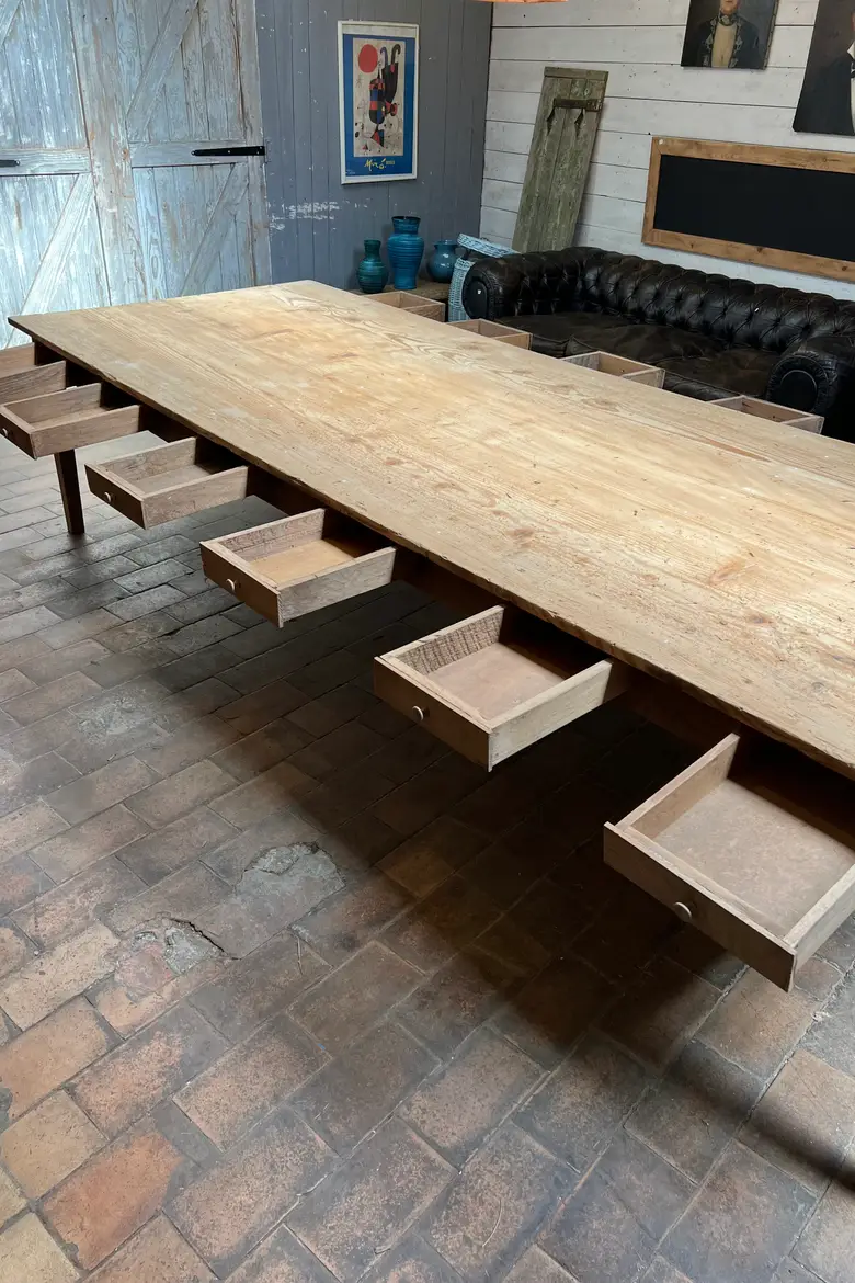 Immense table d’atelier en sapin Début XXème