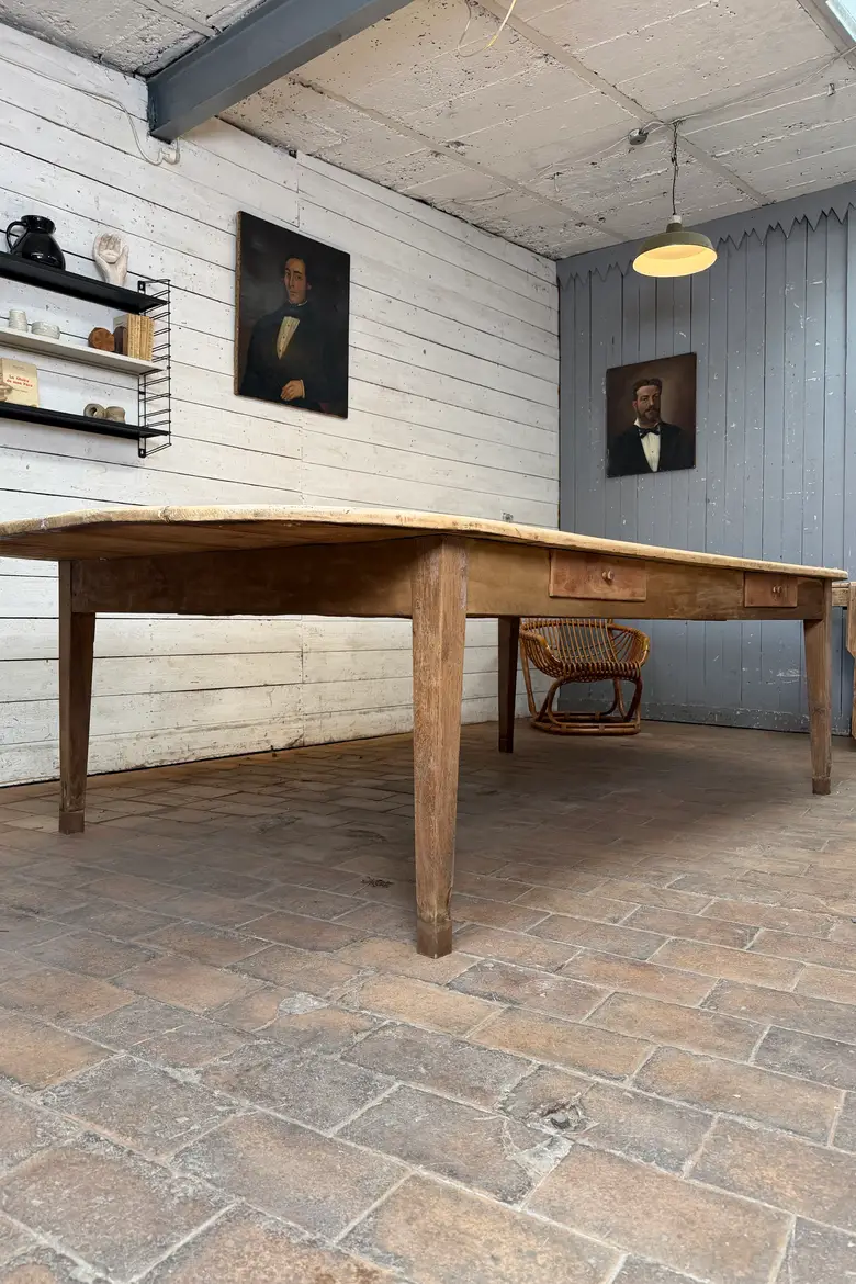 Immense table de ferme en peuplier et chêne