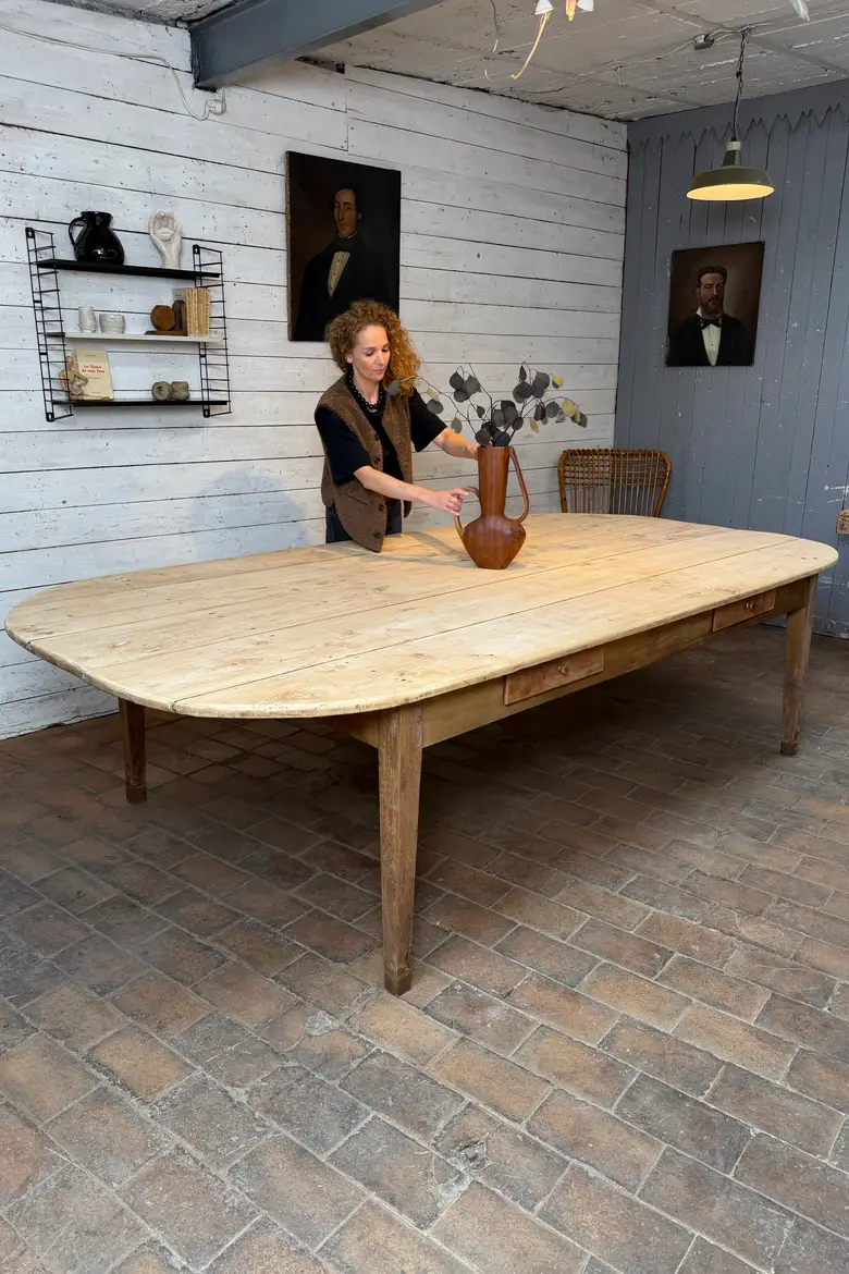 Immense table de ferme en peuplier et chêne
