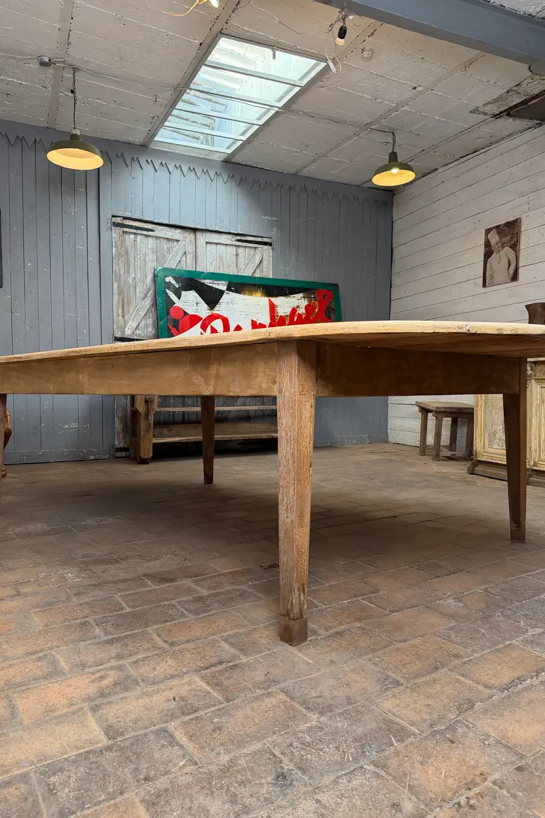 Immense table de ferme en peuplier et chêne