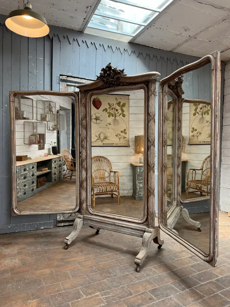 Imposant miroir triptyque de magasin