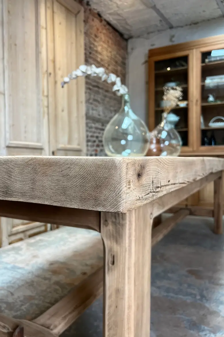 Imposante table en chêne