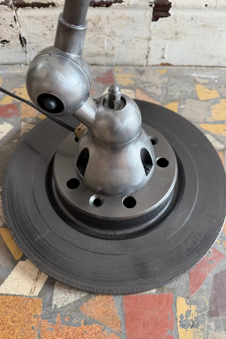 Lampadaire d’atelier Jieldé – Années 50