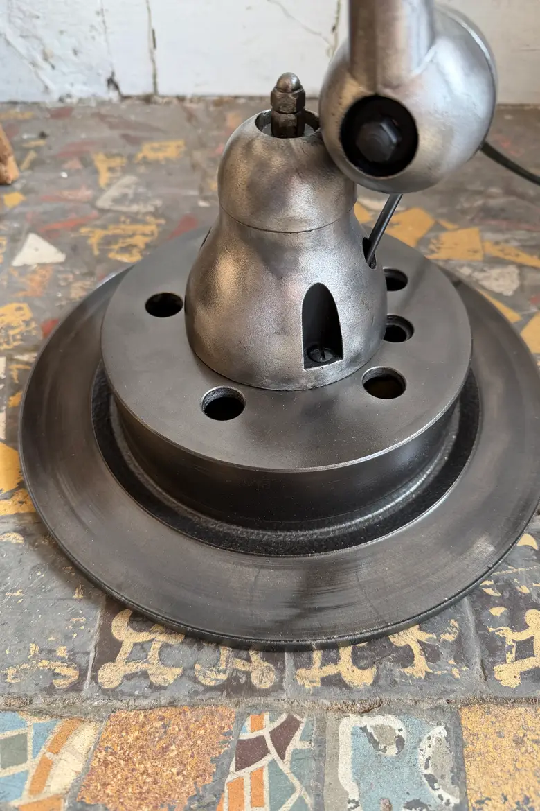 Lampadaire d’atelier Jieldé – Années 50