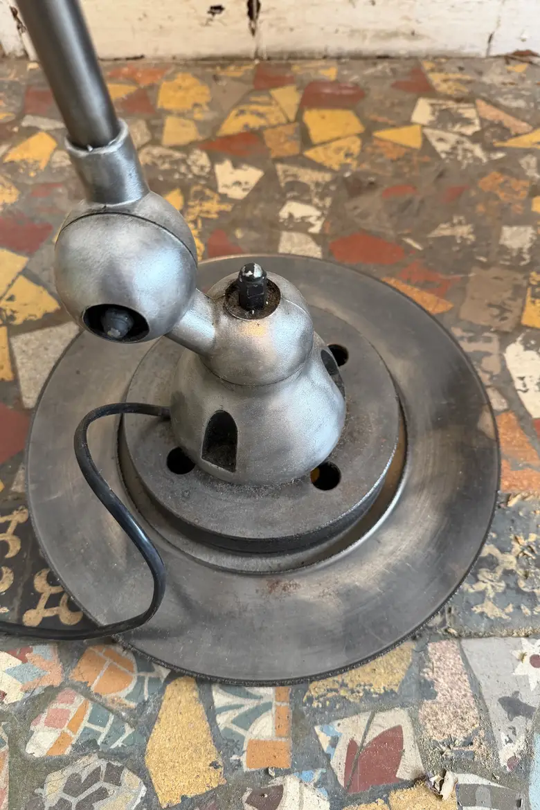 Lampadaire d’atelier Jieldé – Années 50