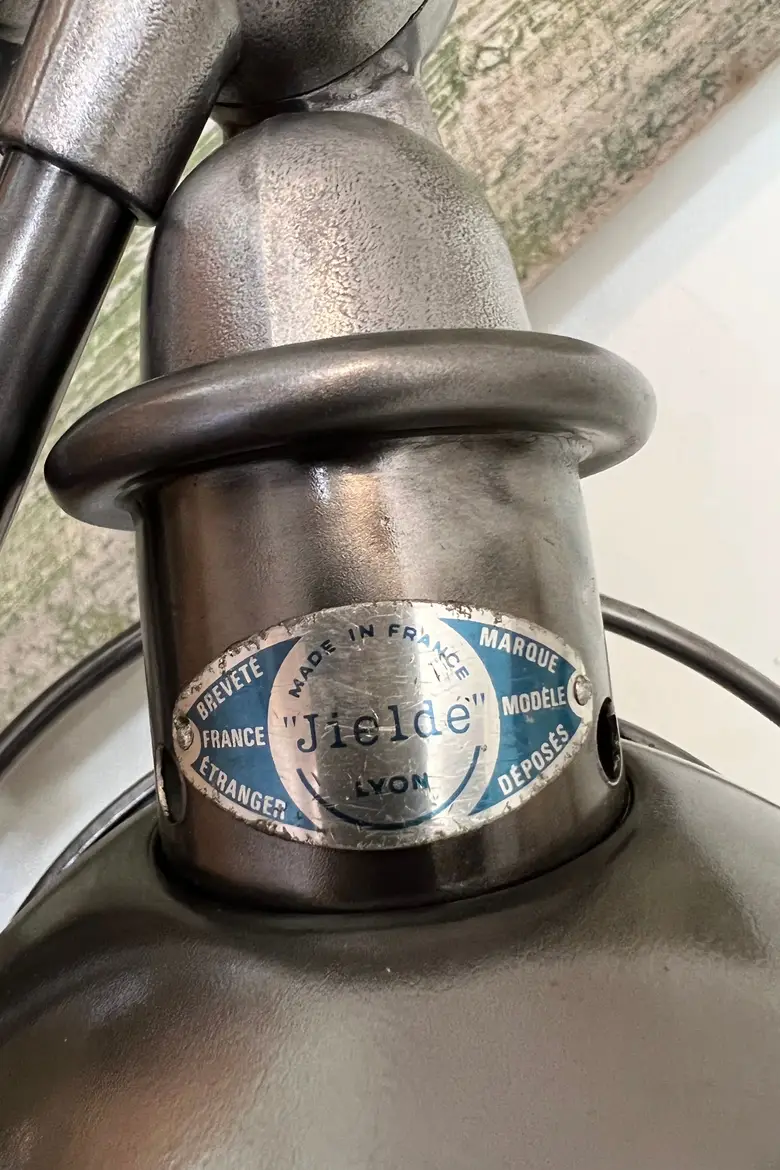 Lampadaire d'usine Jieldé Années 50