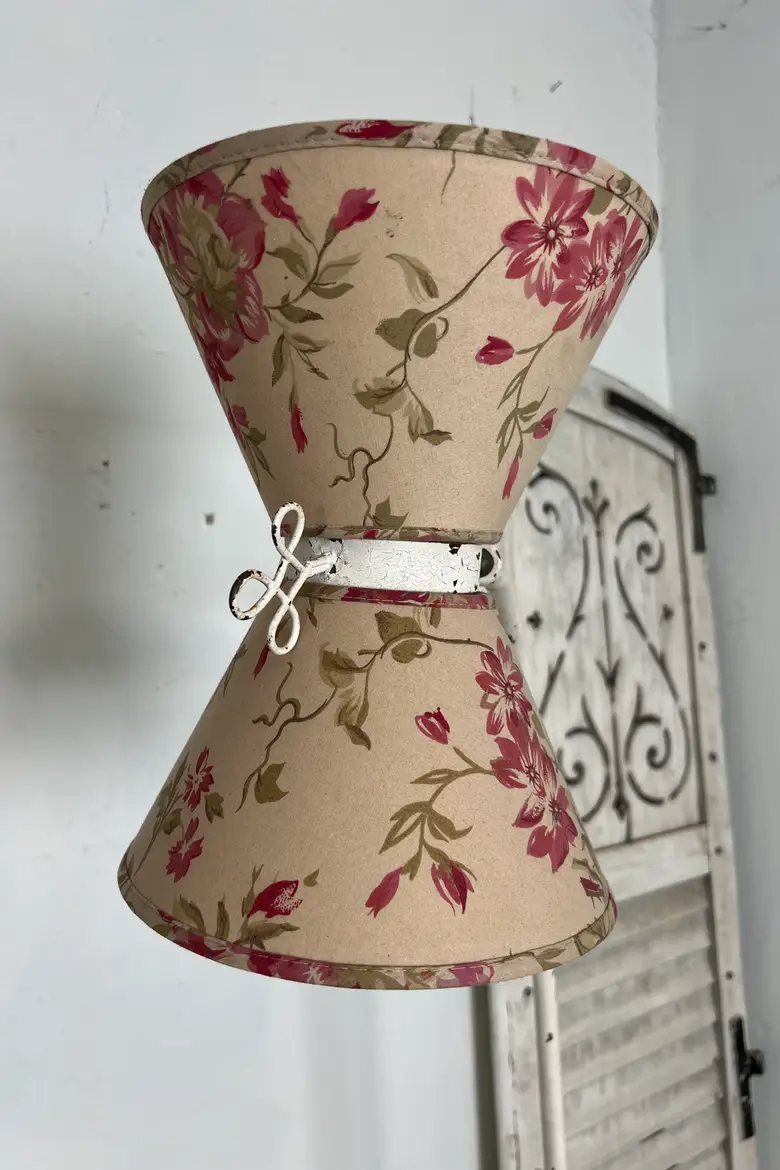 Lampadaire tripode