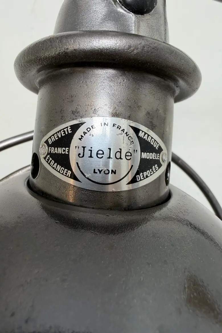 Lampe d’atelier Jieldé — années 50