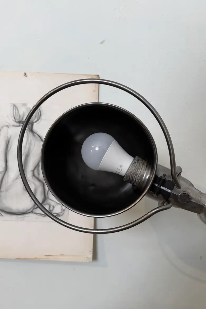 Lampe d’atelier Jieldé — années 50