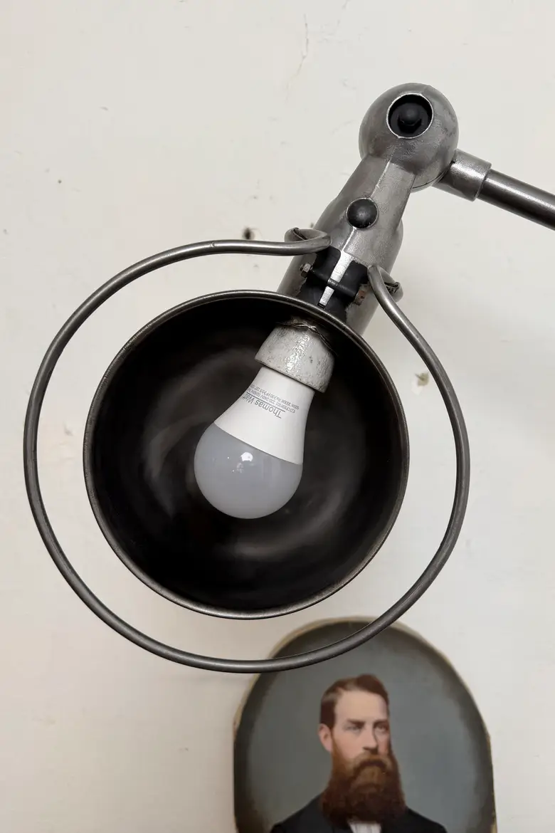 Lampe d’atelier Jieldé — années 50