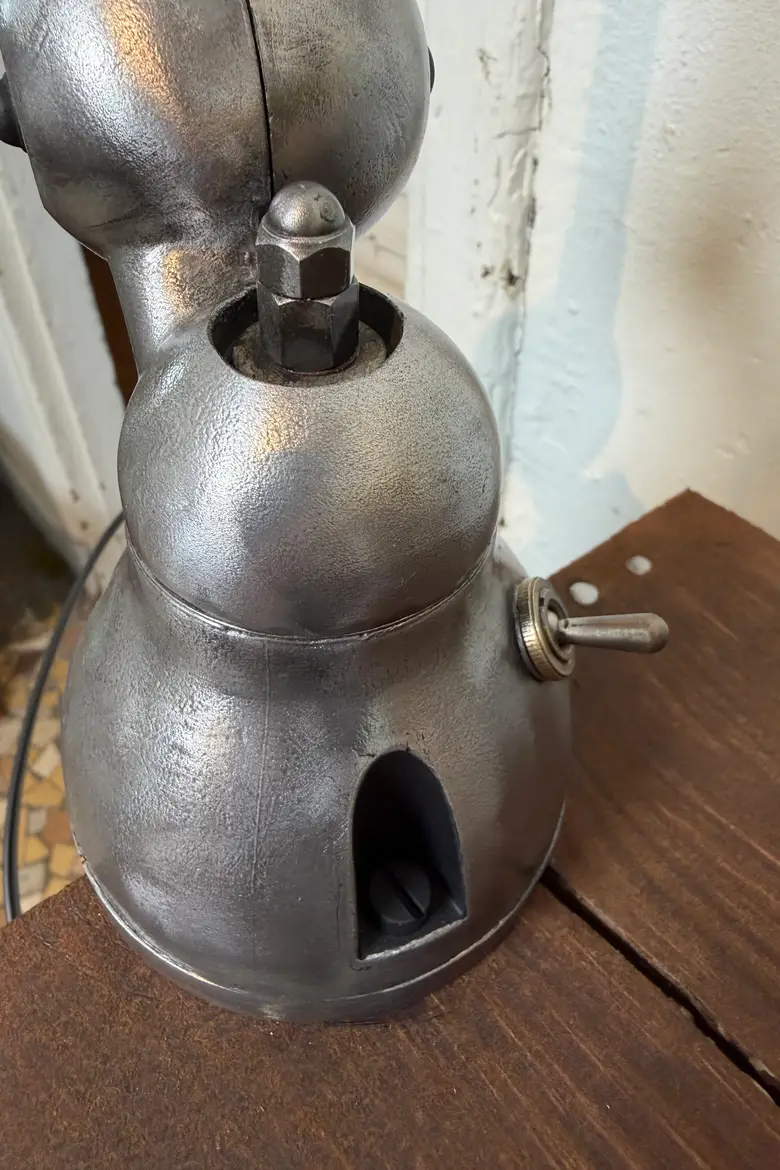 Lampe d’atelier Jieldé – années 50