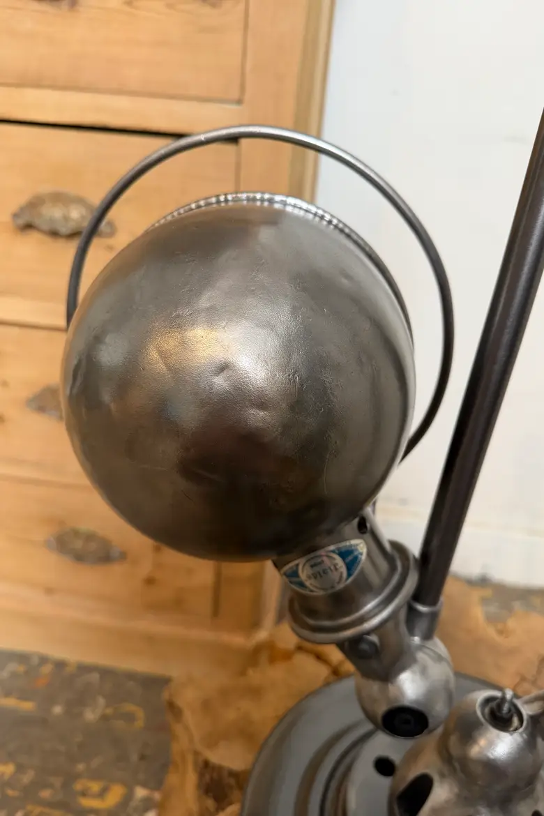 Lampe d’atelier Jieldé — années 50