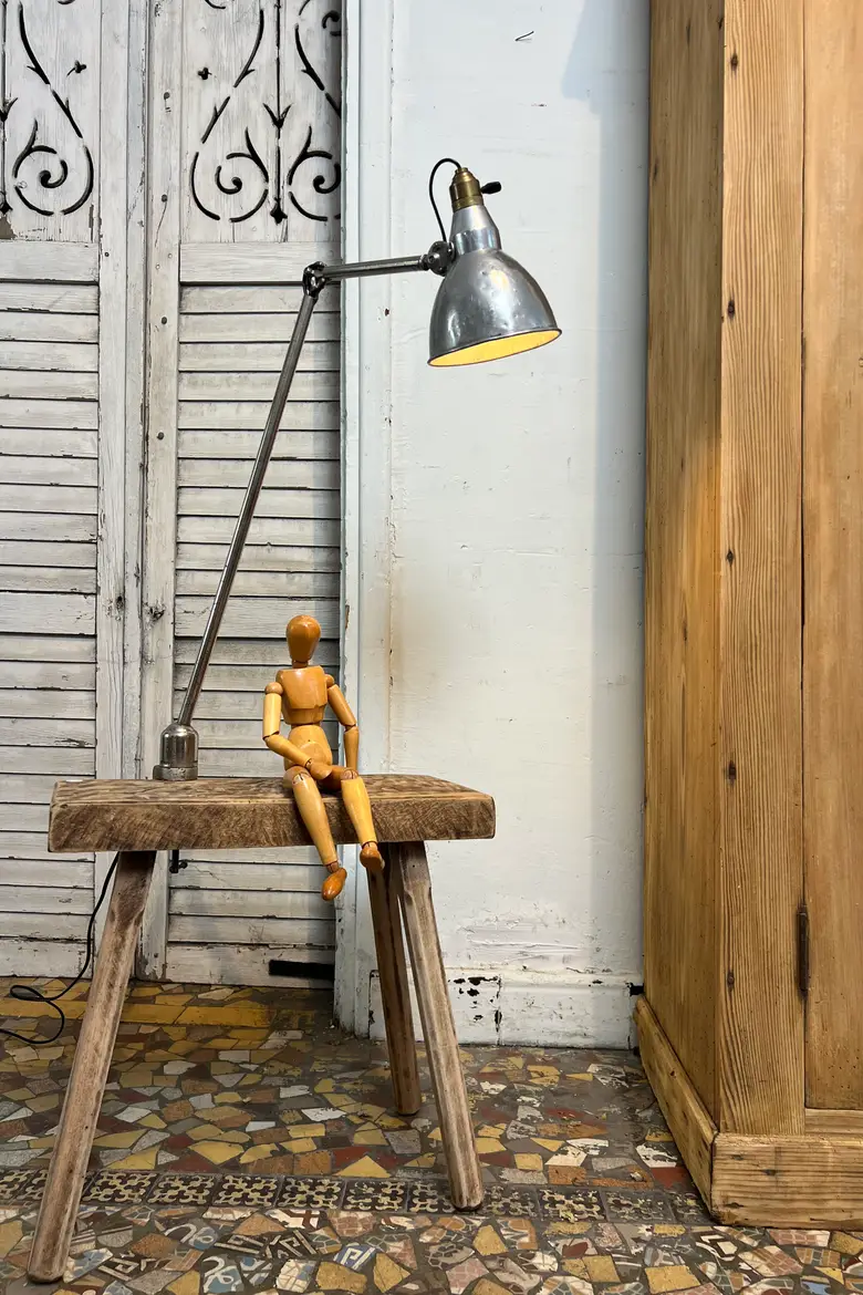 Lampe d’atelier Mazda – années 40