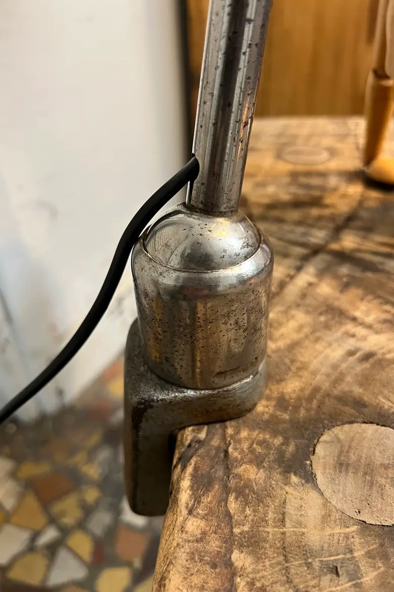 Lampe d’atelier Mazda – années 40