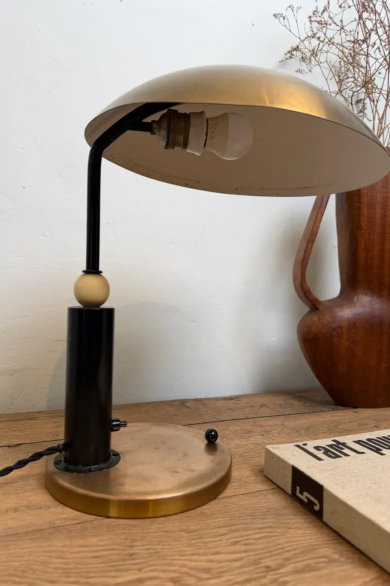 Lampe de bureau style Bauhaus