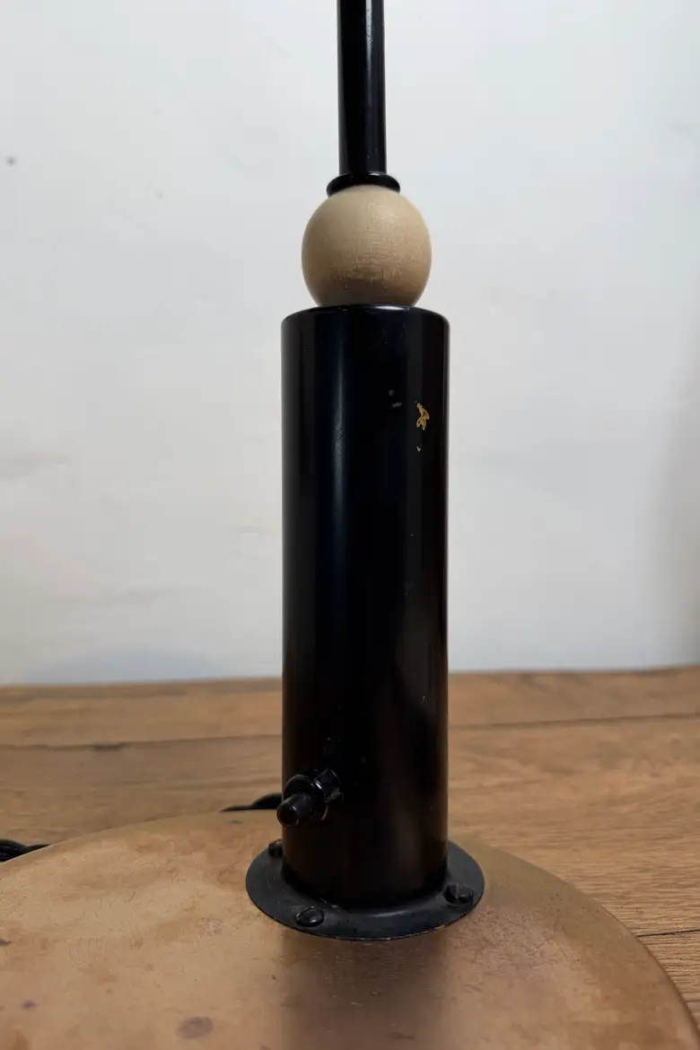 Lampe de bureau style Bauhaus