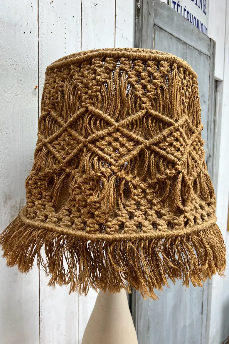 Lampe en céramique et corde