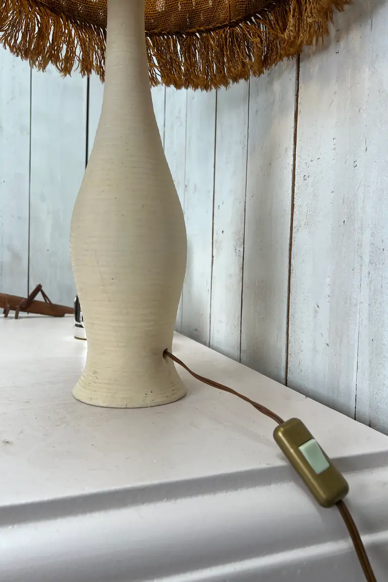 Lampe en céramique et corde
