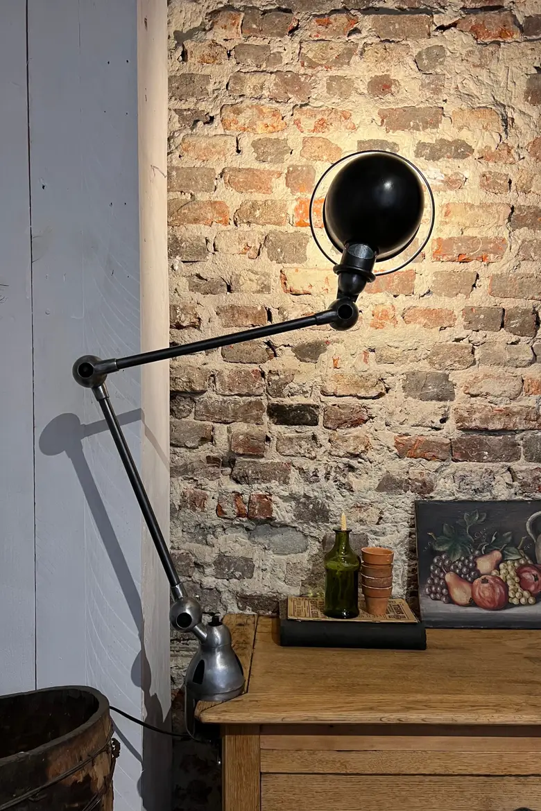 Lampe Jieldé sur étau 1950