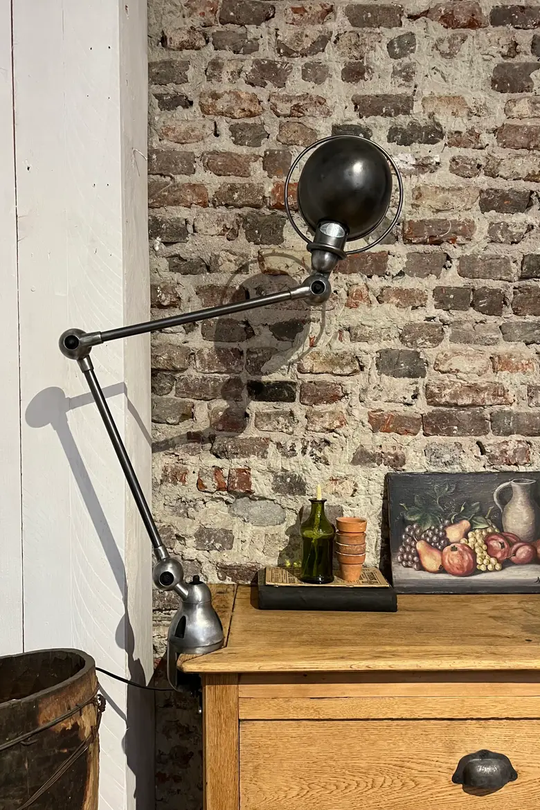 Lampe Jieldé sur étau 1950