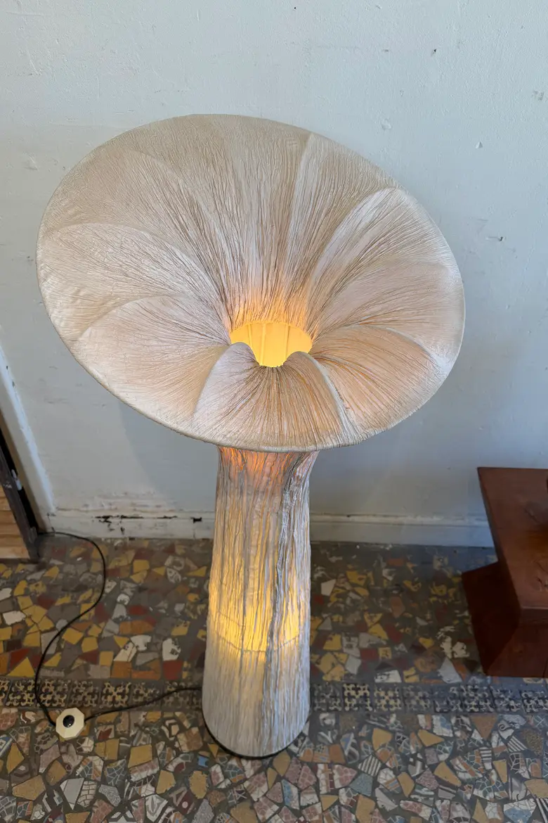 Lampe sculpture vintage en soie