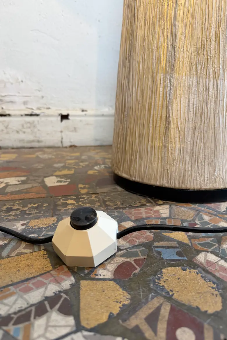 Lampe sculpture vintage en soie