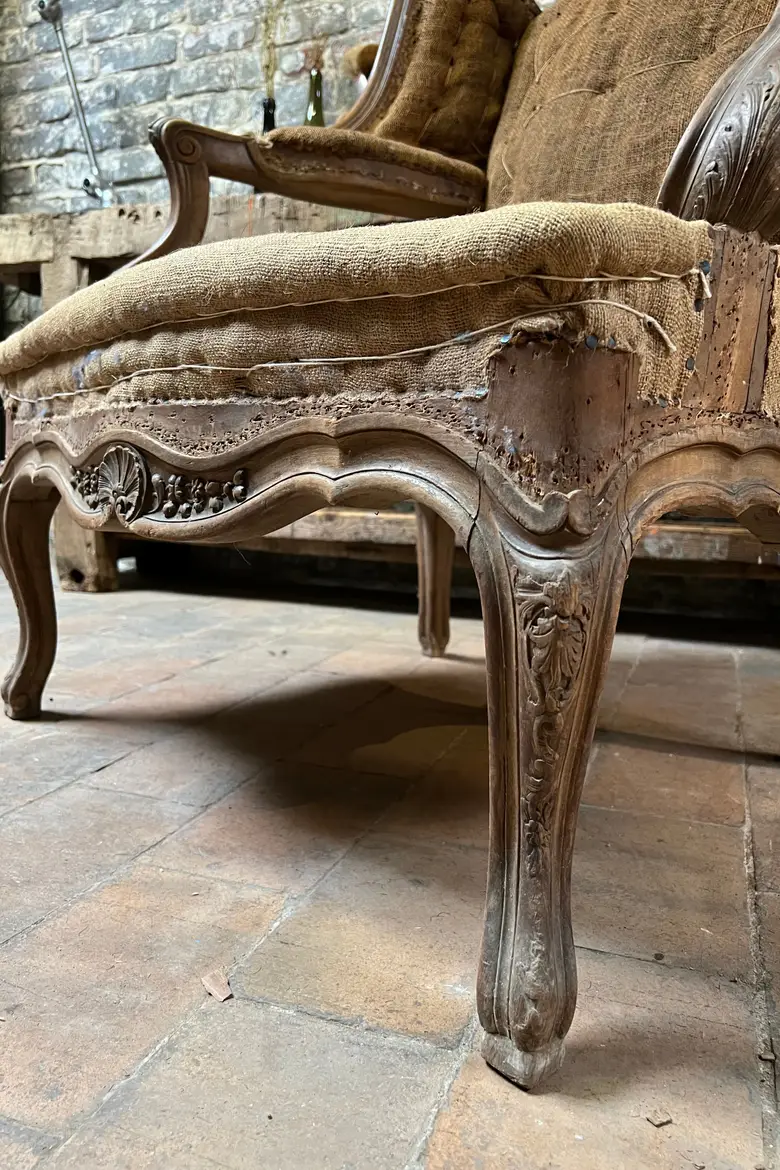 Large bergère de style Louis XV Début XXème