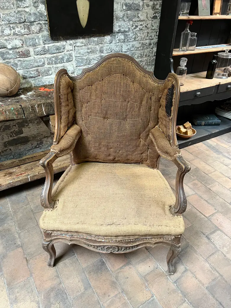 Large bergère de style Louis XV Début XXème