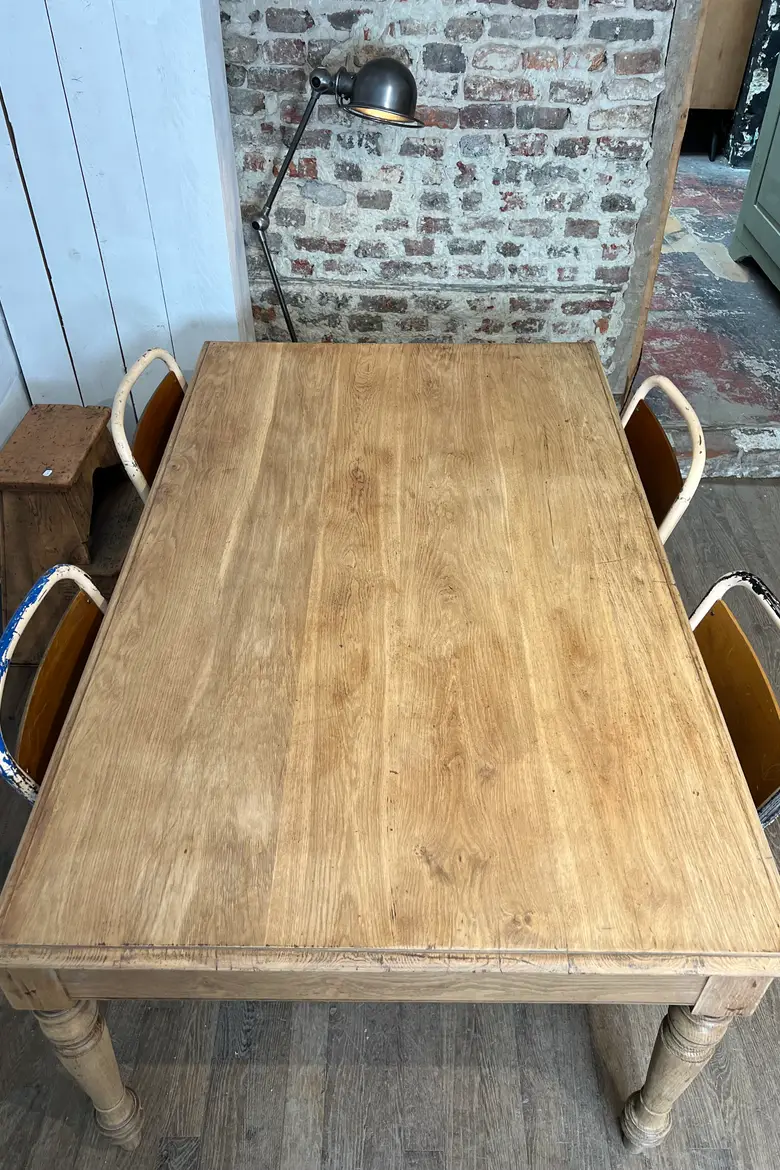 Large table en chêne