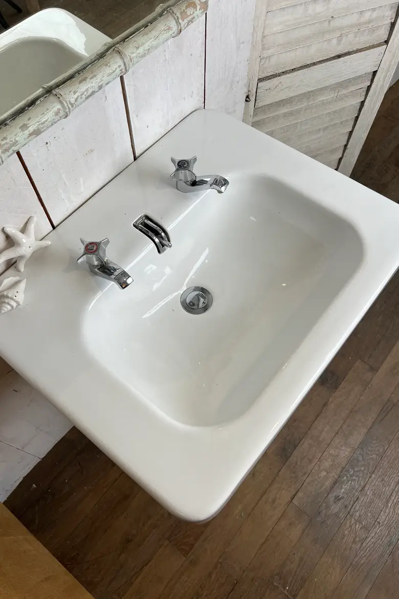 Lavabo art déco