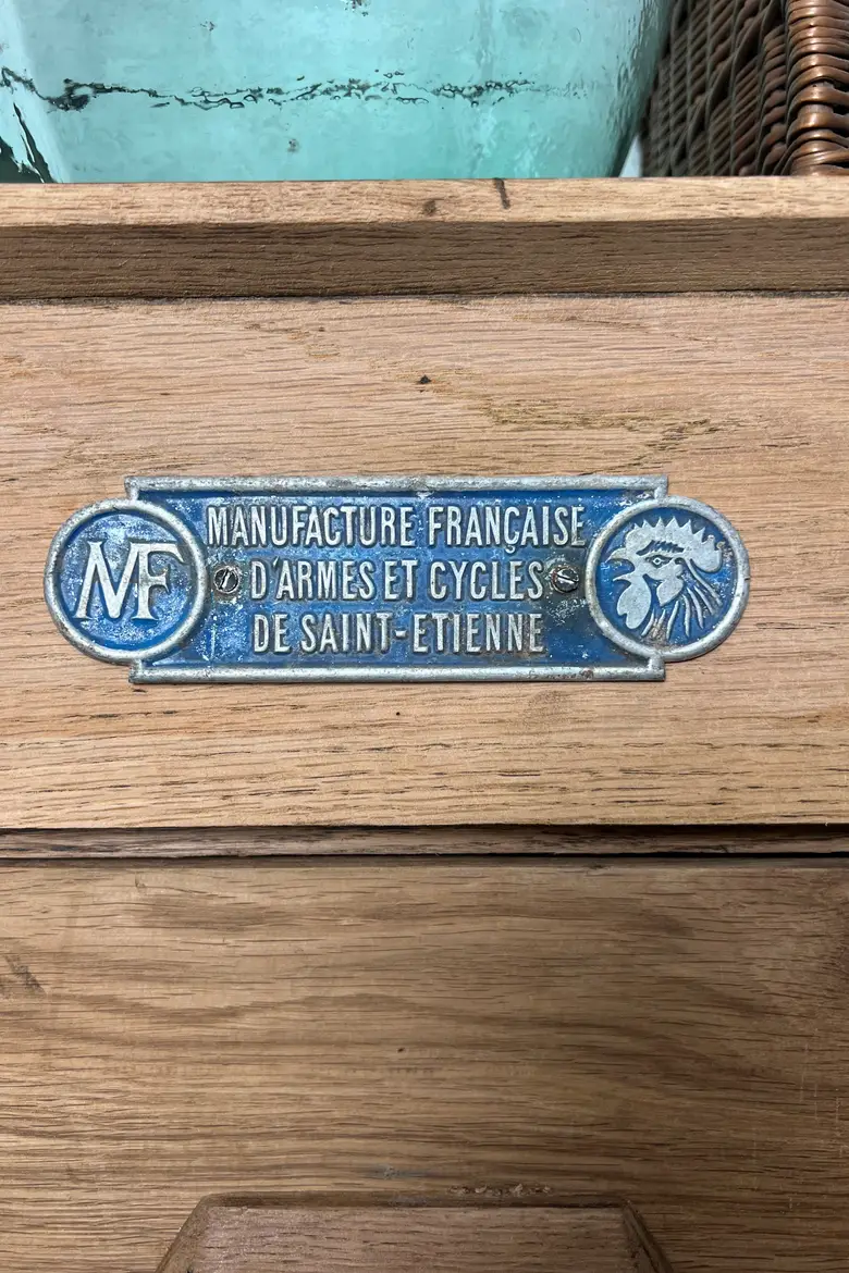 Meuble à clapets en chêne