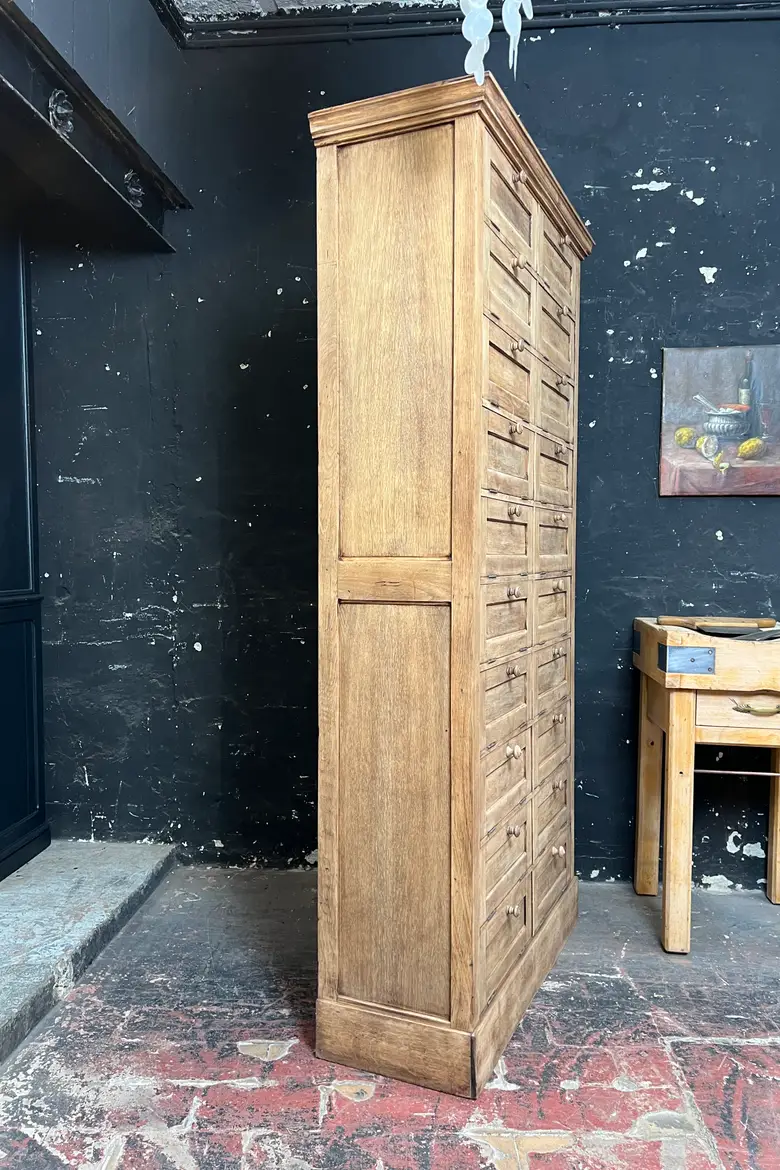 Meuble à clapets en chêne