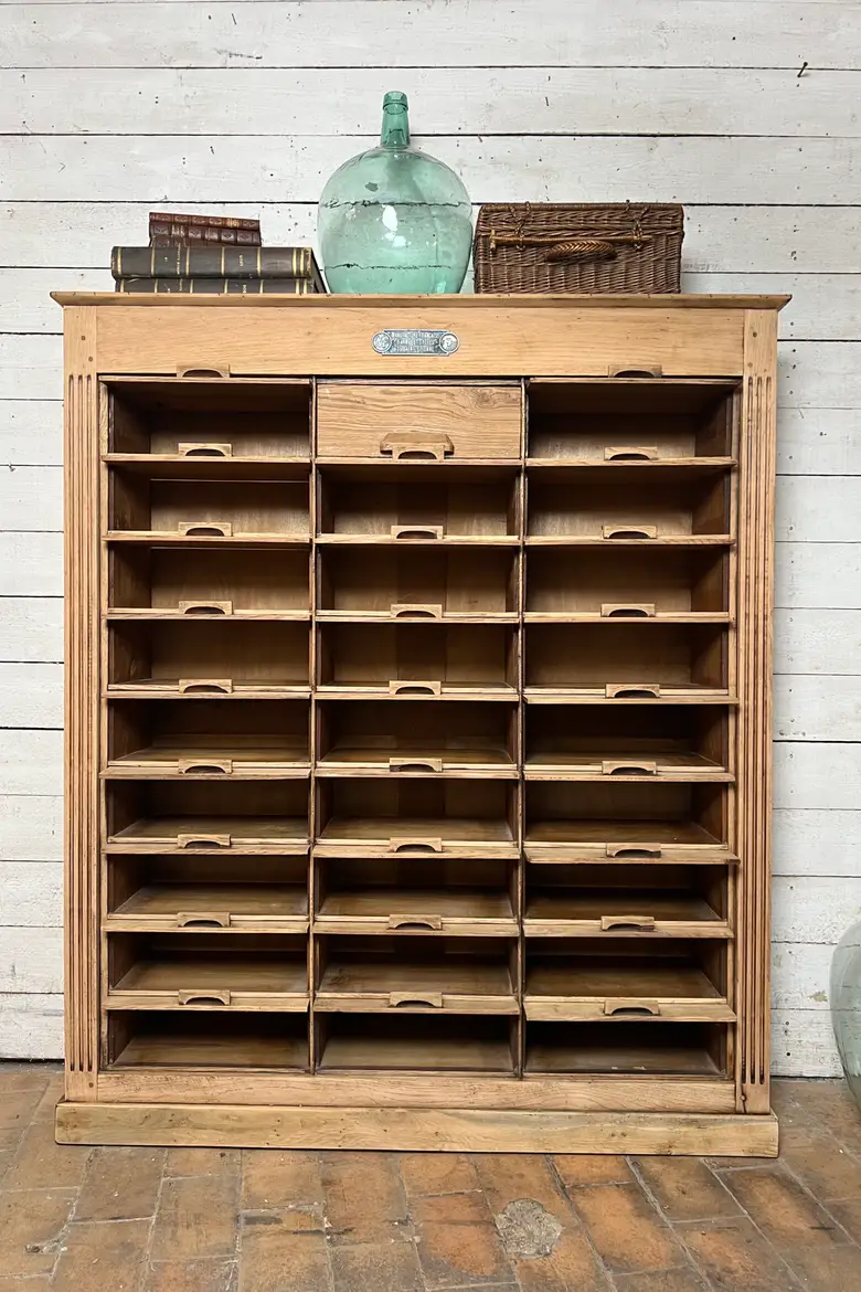 Meuble à clapets en chêne