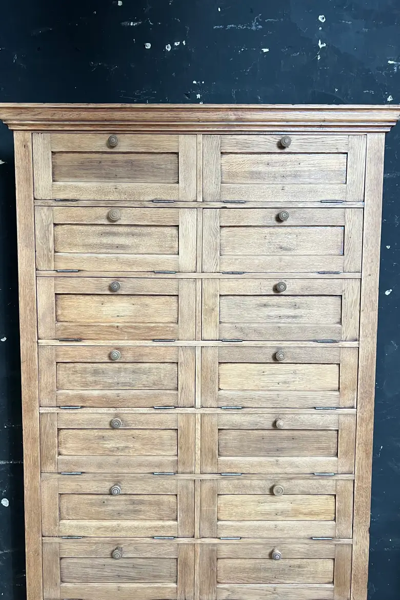 Meuble à clapets en chêne