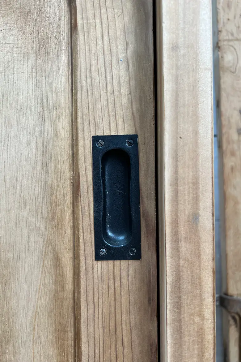 Meuble à portes coulissantes