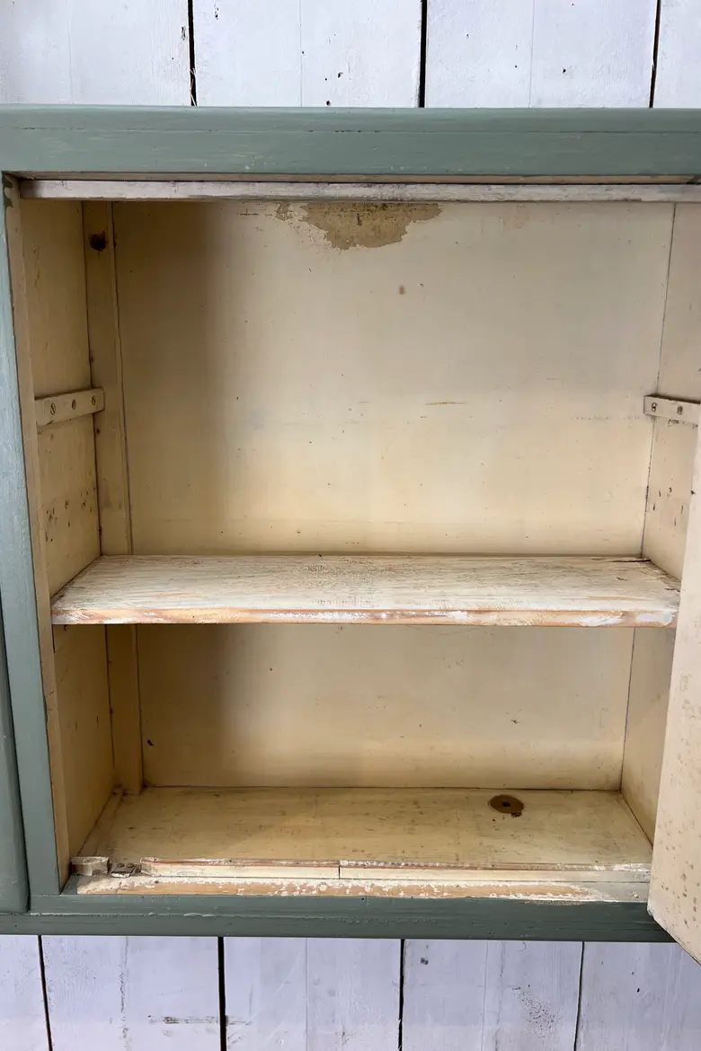 Meuble à suspendre années 50