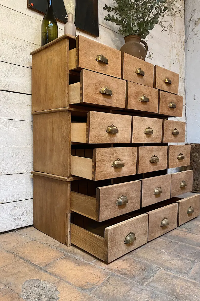 Meuble à tiroirs en chêne Début XXème