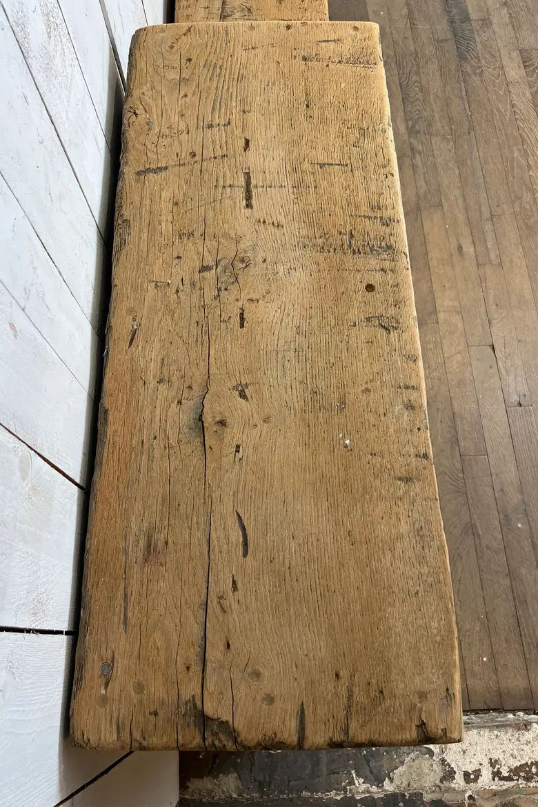 Meuble banc asymétrique