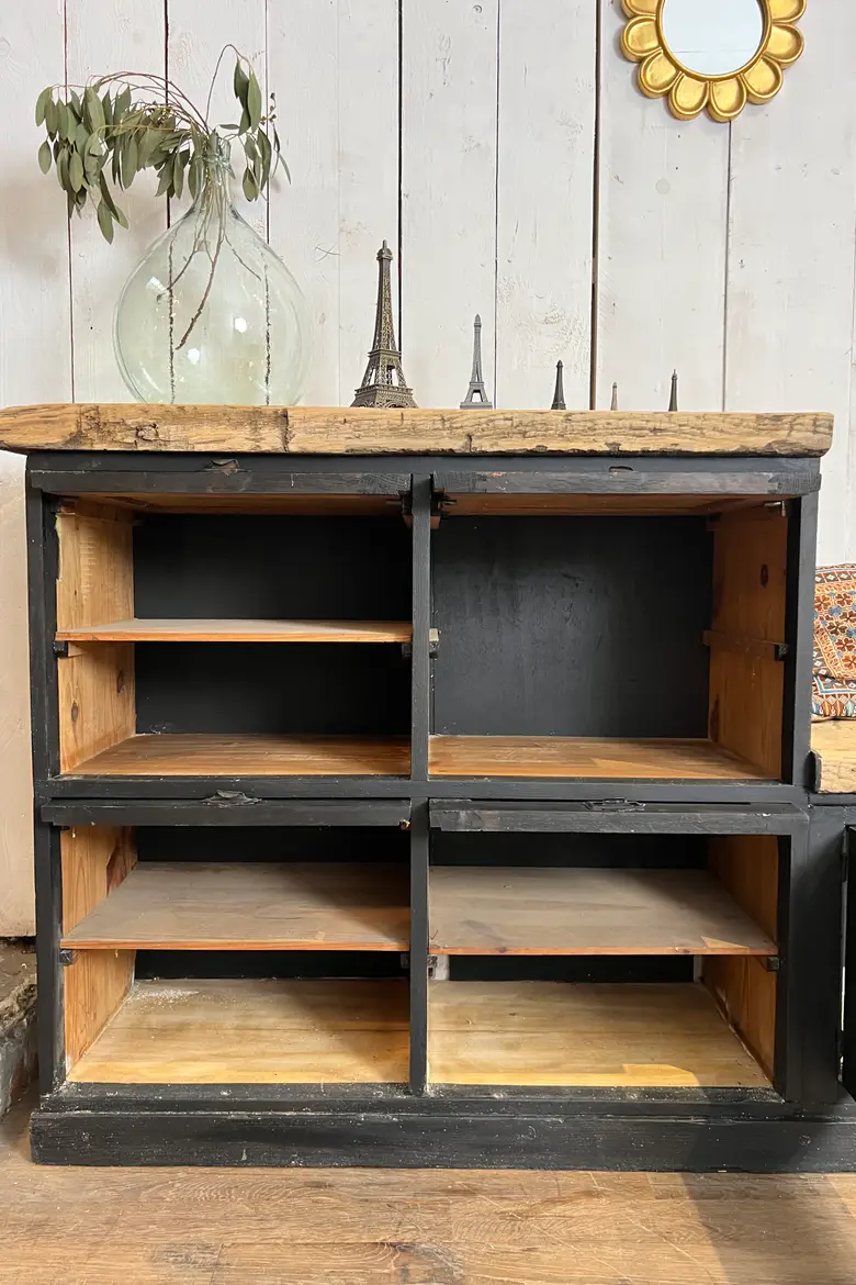 Meuble banc asymétrique