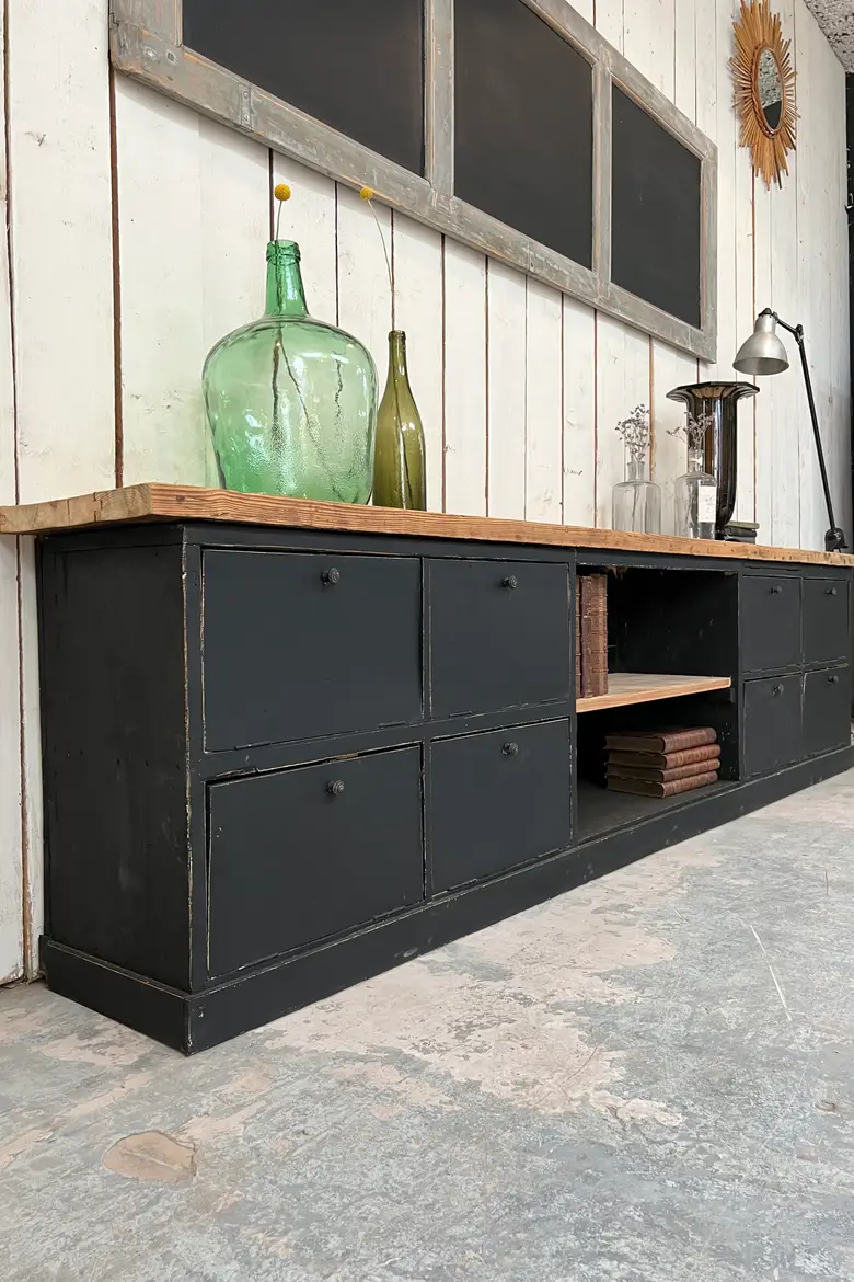 Meuble bas à clapets en bois Début XXème