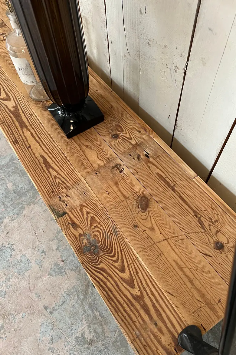 Meuble bas à clapets en bois Début XXème