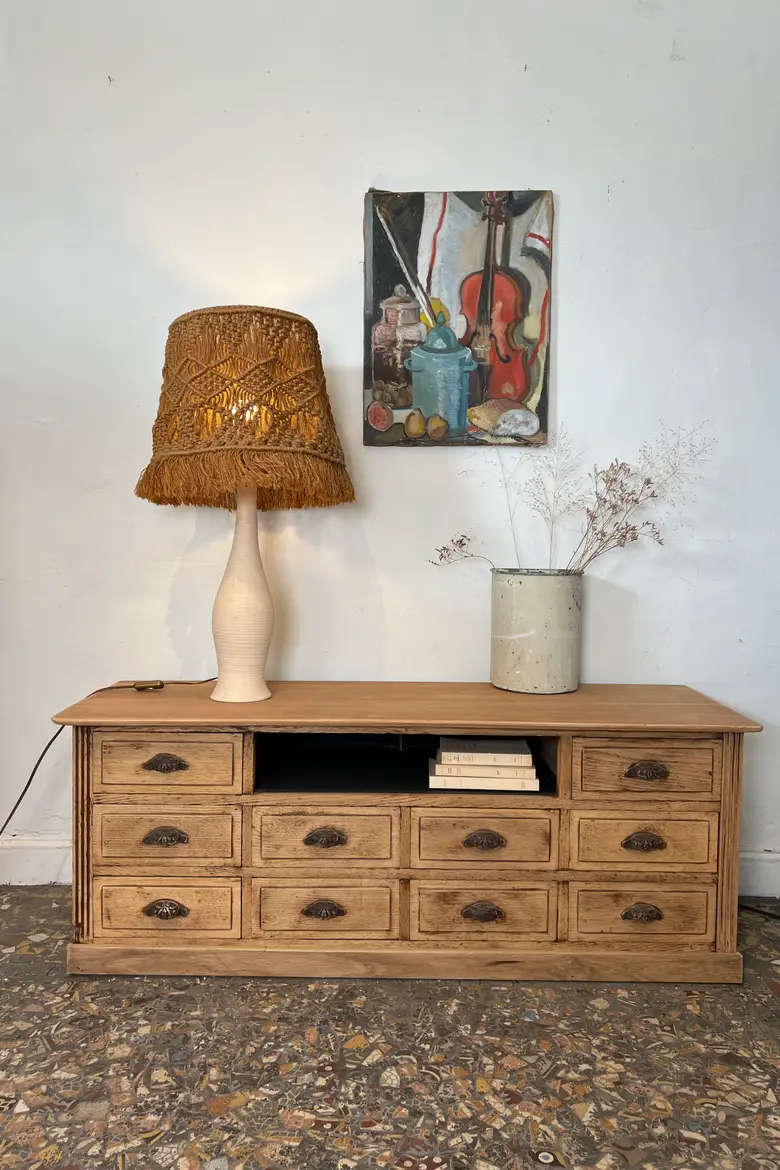 Meuble bas à tiroirs en chêne