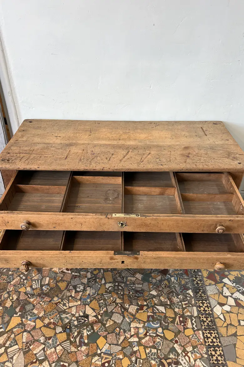 Meuble bas en chêne 19ème