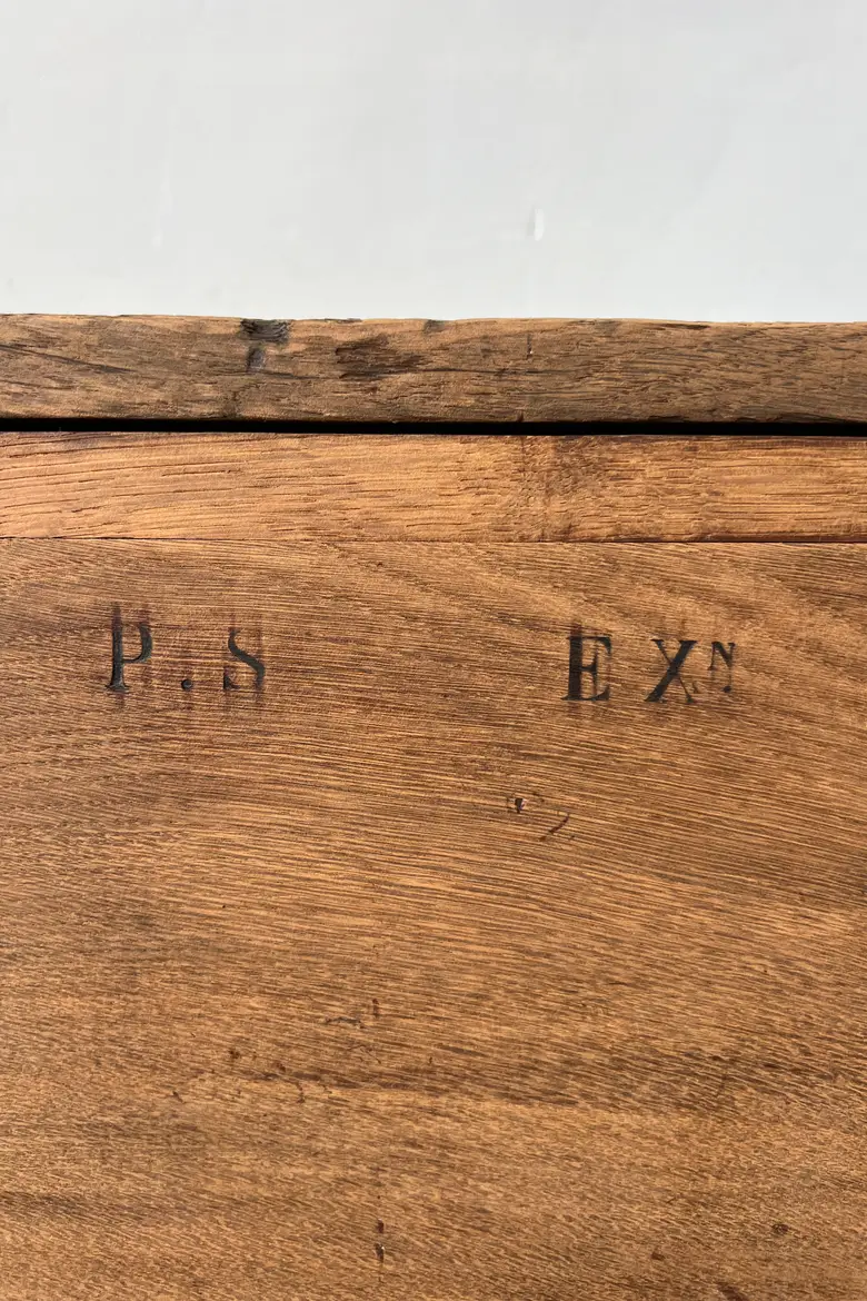 Meuble bas en chêne 19ème