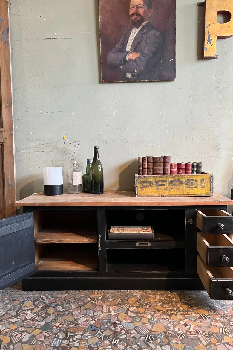 Meuble bas / TV en bois