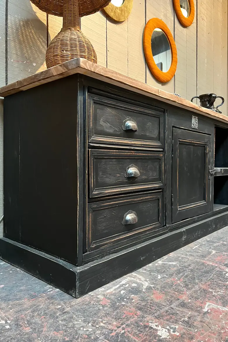 Meuble bas / TV en bois