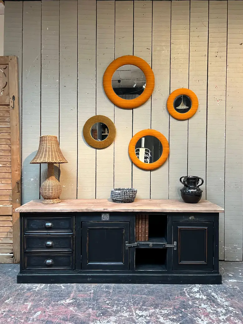 Meuble bas / TV  en bois