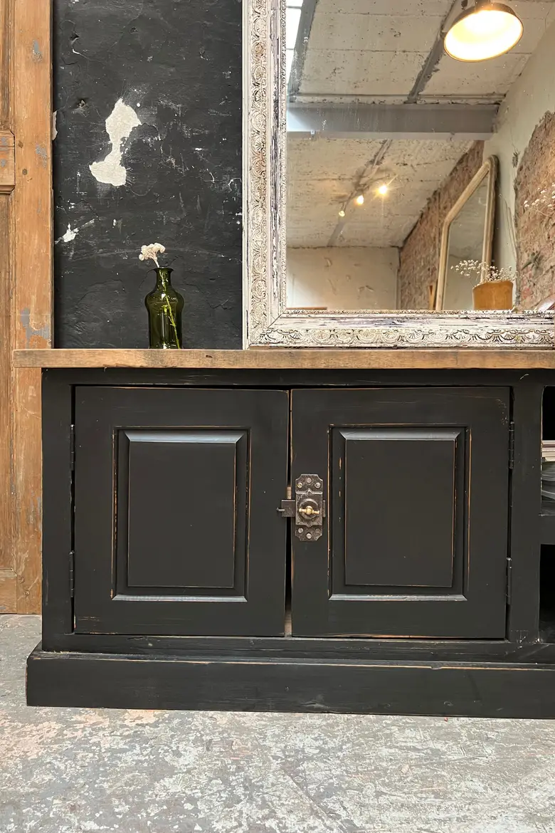 Meuble bas / TV en bois